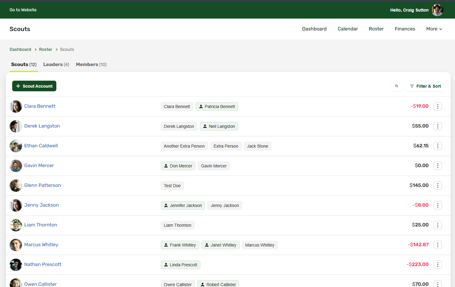 The searchable troop member directory with role chips, leader titles, and pending invitations